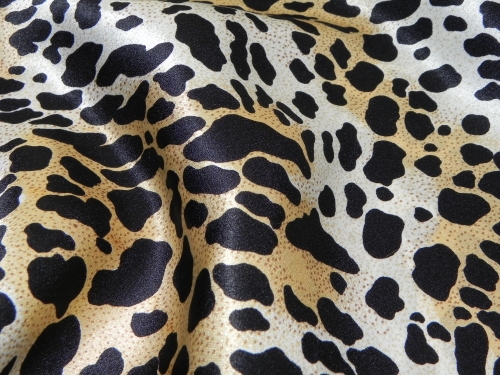 Cheetah Printed Crepe Satin 1809D1 - 41-Beige